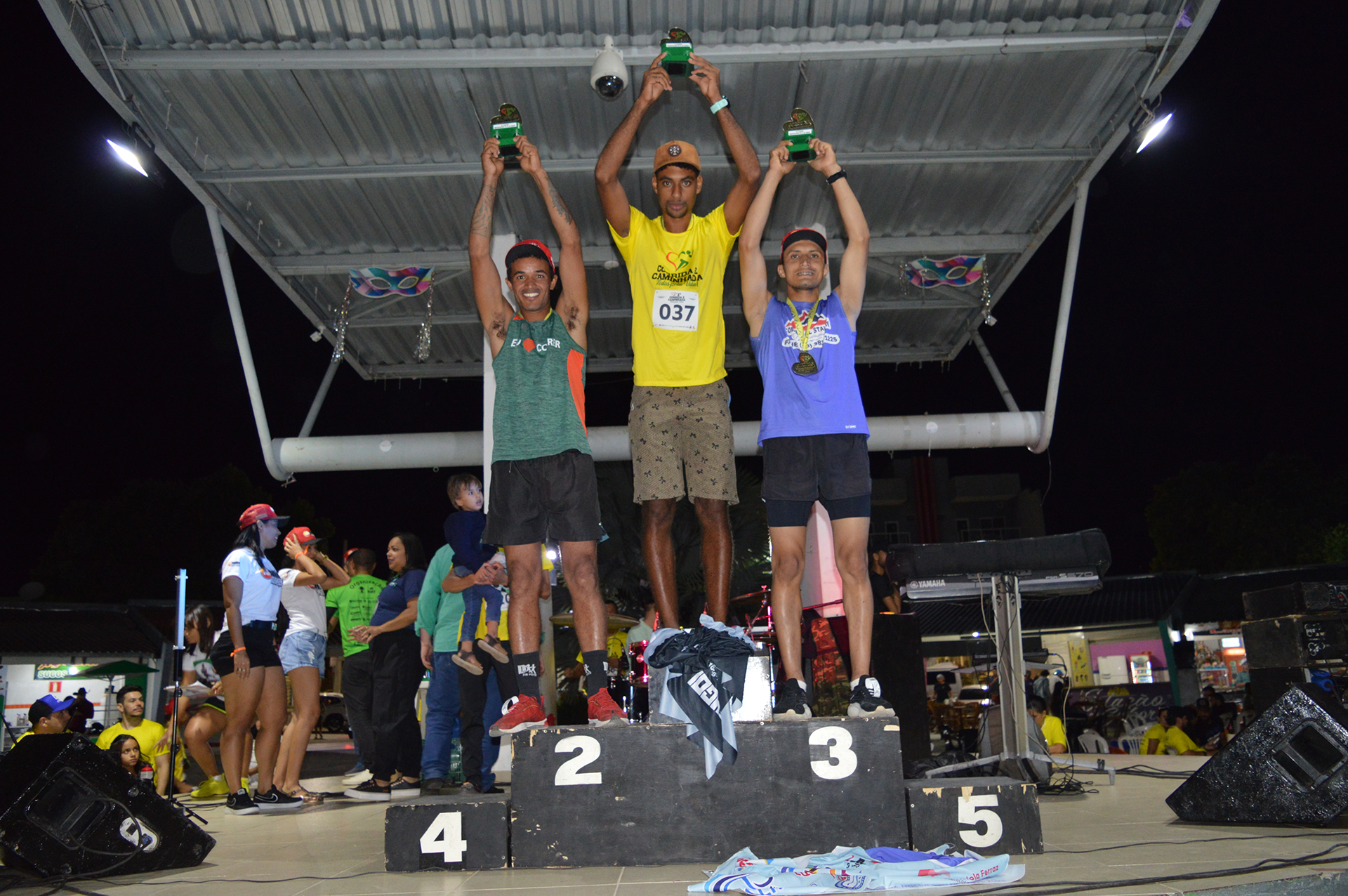 Marcos Yan e Gilmar Ferraz no pódio em mais uma corrida rústica!