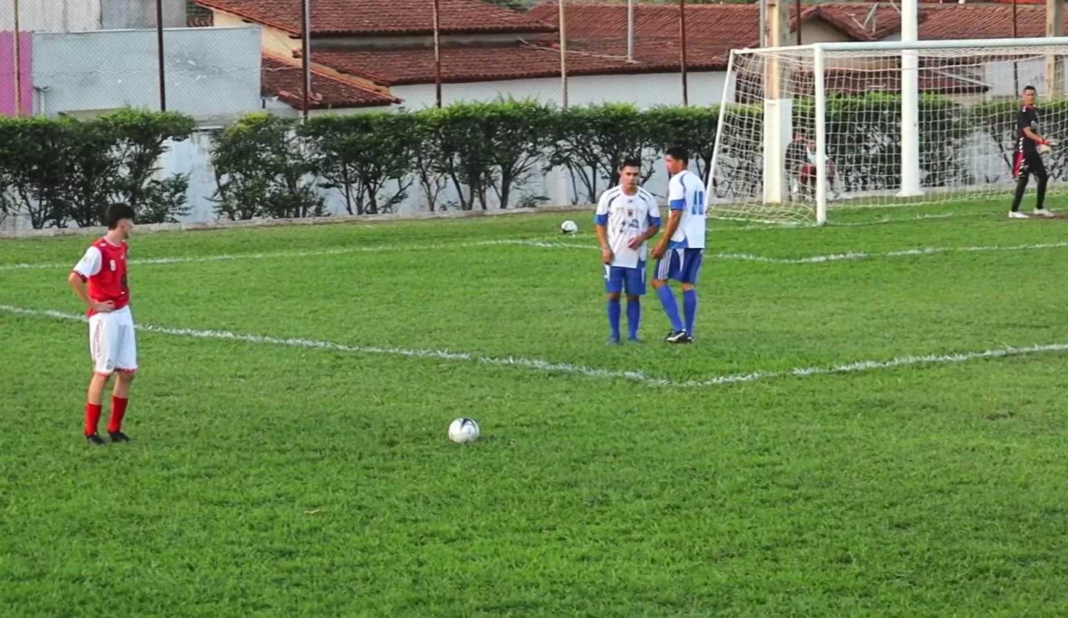VERMELHOU! Salinas goleia Rio Pardo pela semifinal da Copa Folha Regional