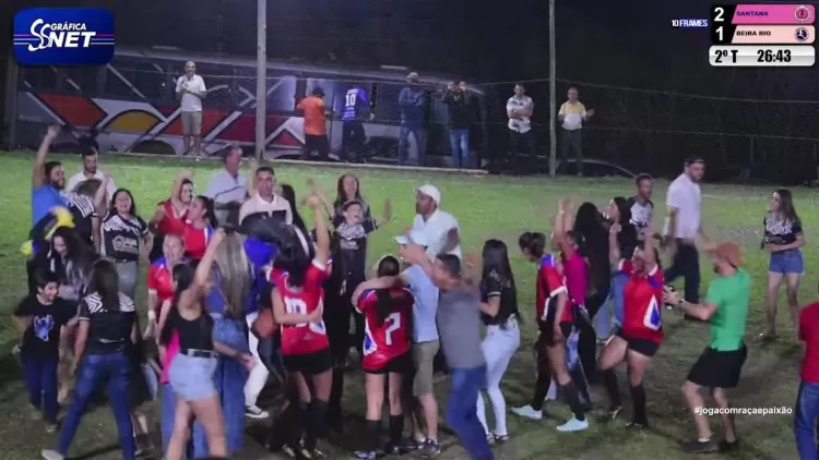 Beira Rio e campeão de futebol feminino em Rio Pardo de Minas