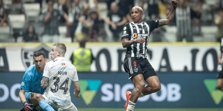 Atlético MG vence Grêmio em jogo remarcado da sexta rodada por 2×1