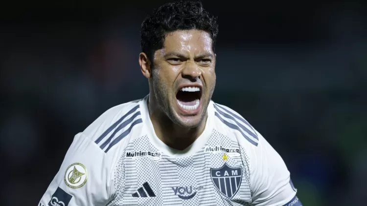 Com golaço de Hulk, Atlético Mineiro empata com Vasco e avança para a final da Copa do Brasil