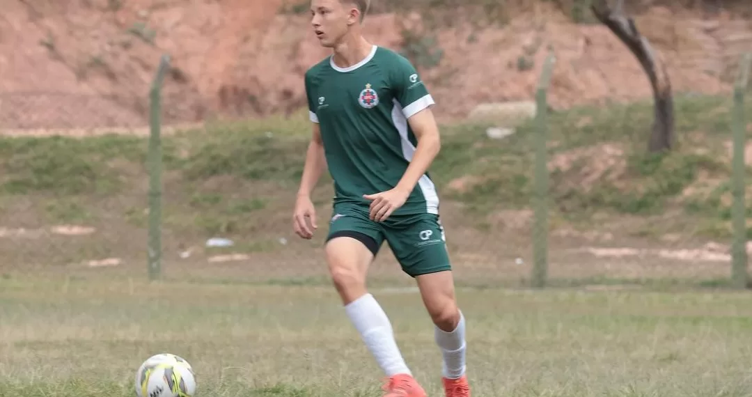 Promessa do Ipatinga, Ryan projeta futuro no futebol