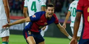 Barcelona é alvo de golpe envolvendo transferência de Lewandowski