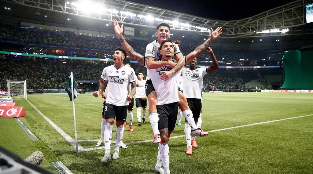 Pintou o campeão! Botafogo vence Palmeiras e esta a uma vitória e um empate do titulo