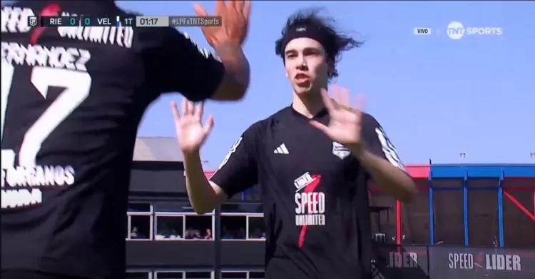 Deportivo Riestra escala youtuber como titular em jogo da 1ª divisão do Campeonato Argentino