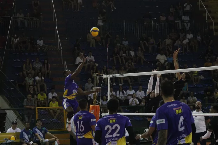 Montes Claros Vôlei domina São Sebá na estréia da Superliga B 2024/25