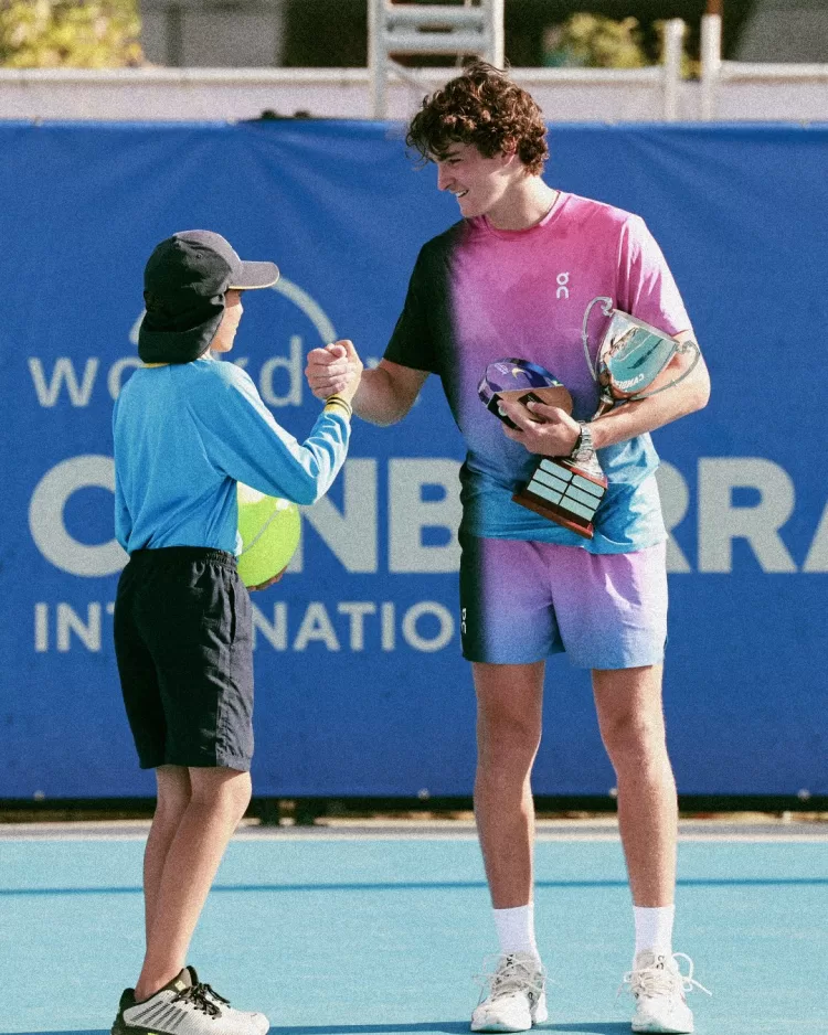 Brasileiro João Fonseca, vence em Camberra e sobe 30 posições no ranking da ATP