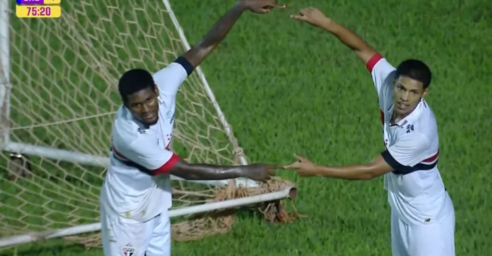 São Paulo vence Cruzeiro e avança à semifinal da Copa São Paulo de Futebol Júnior 2025