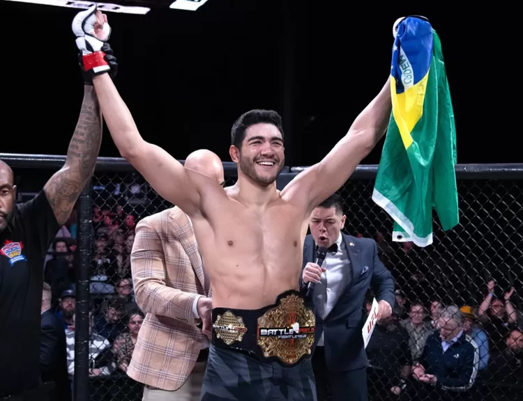Maurício Barbosa é Campeão dos Médios na Battlefield Fight League, Mauricio e natural de Salinas-MG