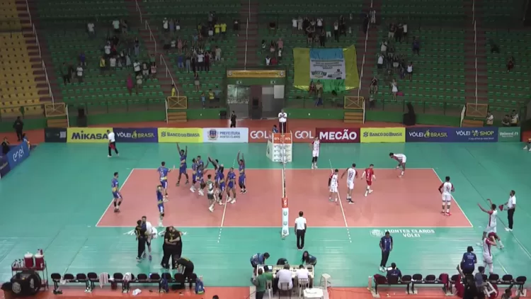 Montes Claros vence América-RN por 3 a 0 e cola no líder da Superliga B