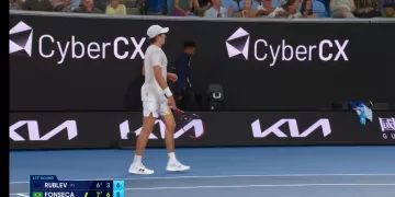 João Fonseca Brilha em Estreia no Australian Open e Elimina Andrey Rublev com Autoridade