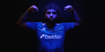 Gabigol é do Cruzeiro! Atacante anuncia novo clube em live e agita o futebol brasileiro
