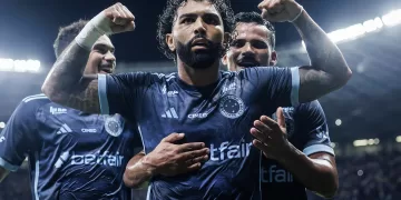 Cruzeiro vence Uberlândia e dispara na liderança do Grupo C e Gabigol assume a artilharia do Mineiro