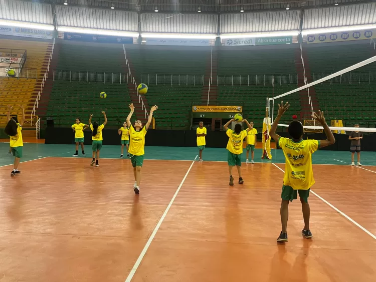 2025 - Montes Claros Volei escolinha gratuita