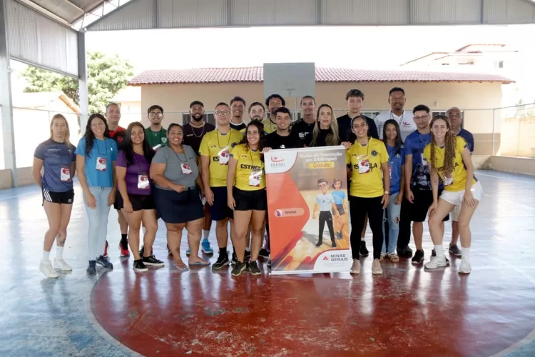 FEEMG e Prefeitura de Salinas formam novos árbitros e vôlei e handebol