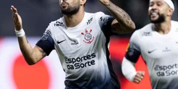 Corinthians vence Palmeiras no Allianz Parque e sai na frente na final do Paulistão
