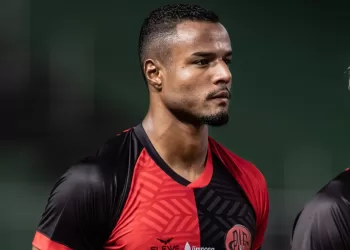 Focado no acesso, Samuel Conceição avalia desafios do Pouso Alegre na Série D