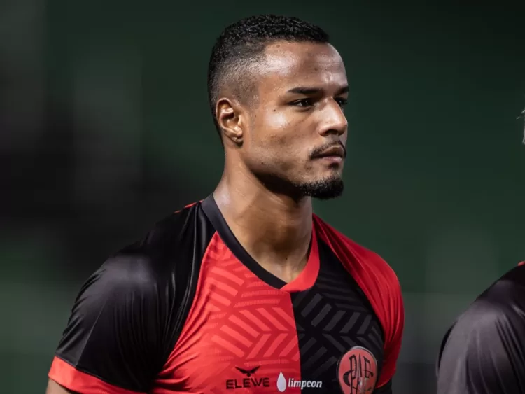 Focado no acesso, Samuel Conceição avalia desafios do Pouso Alegre na Série D