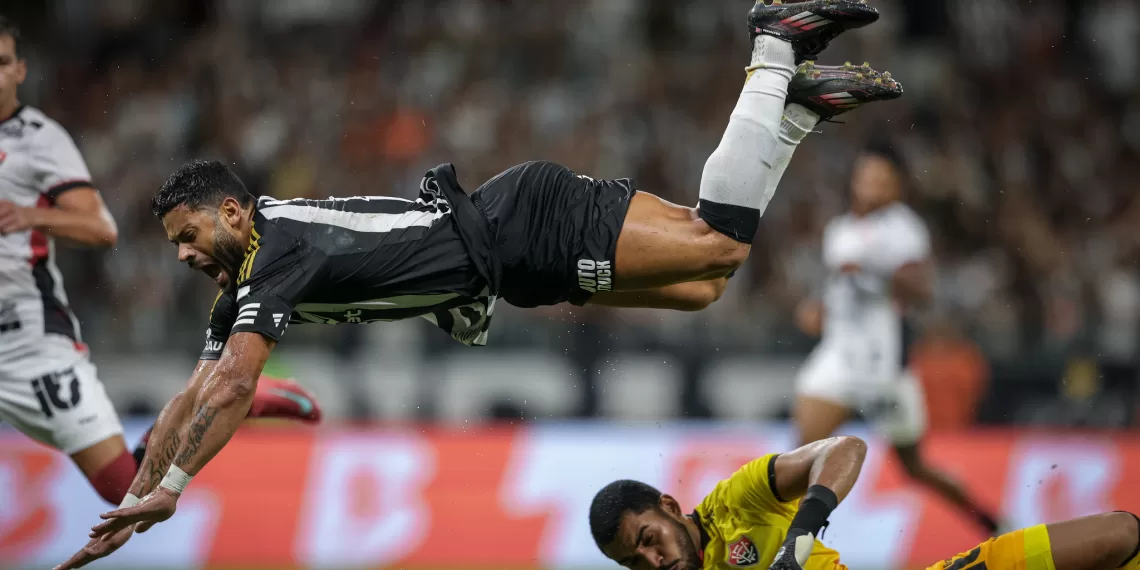 Galo tropeça em casa contra o Vitoria e segue sem vencer no Brasileirão