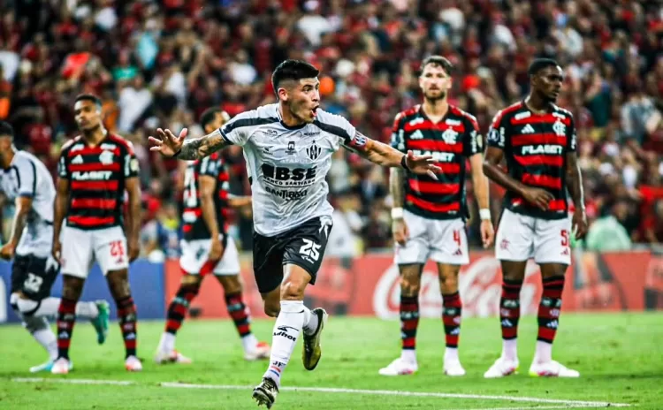 Central Córdoba cala o Maracanã e impõe derrota inédita ao Flamengo na Libertadores