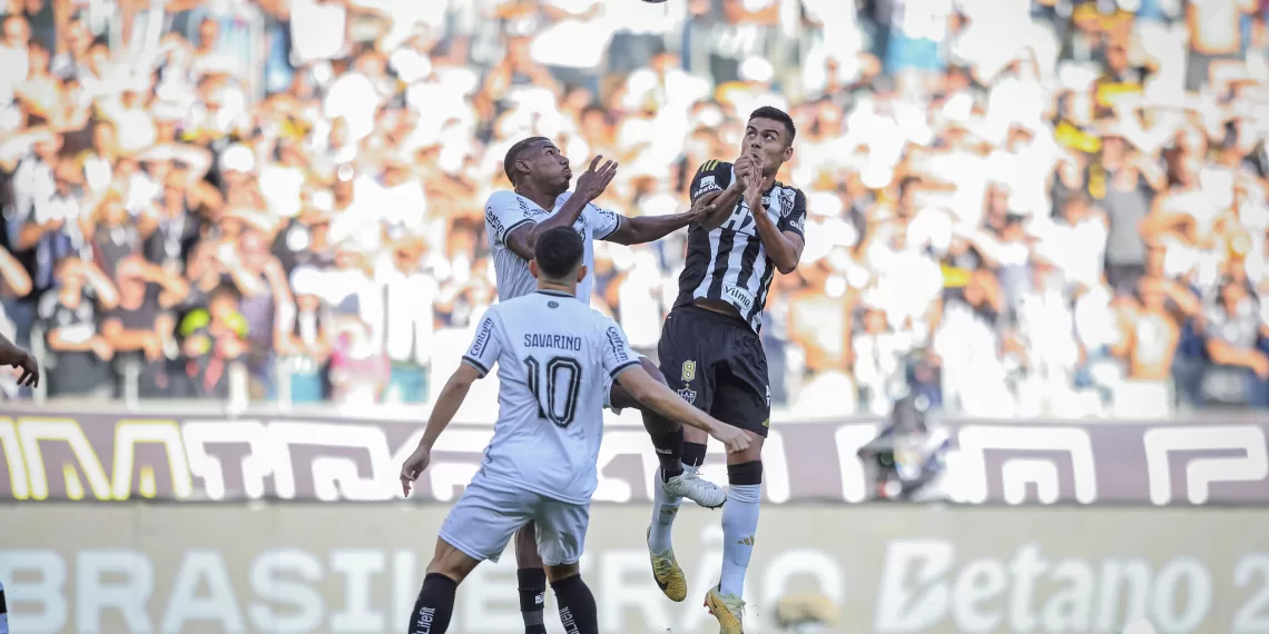 Atlético-MG vence o Botafogo no Mineirão e conquista sua primeira vitória no Brasileirão 2025