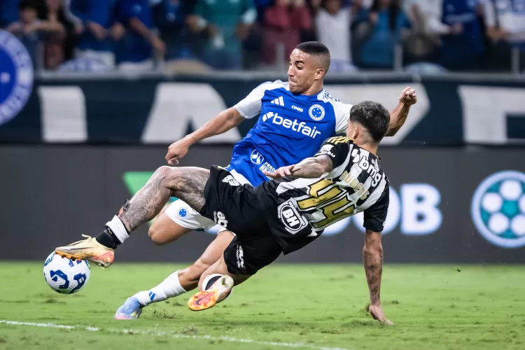 Clássico mineiro termina zerado no Mineirão: Cruzeiro domina, mas não sai do empate com o Atlético-MG