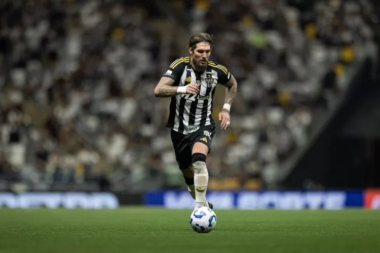 Na raça e com apoio da torcida, Atlético supera Fluminense em duelo eletrizante na Arena MRV