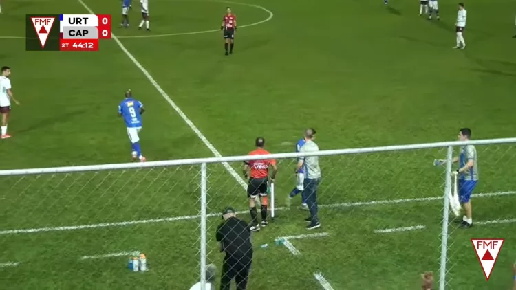 Aos 53 anos, Ditinho reestreia pela URT, faz história e quase garante a vitória