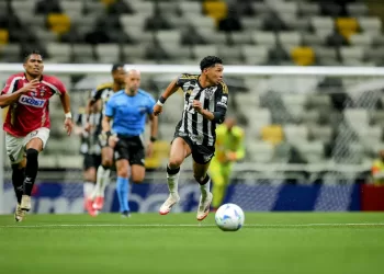 Atlético-MG vence Caracas e segue firme na briga pela liderança na Sul-Americana