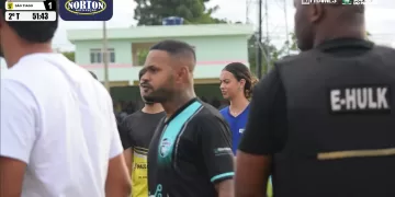 Auxiliar técnico do Palmeira é suspenso após tumulto em jogo de Futebol na cidade de São João do Paraíso