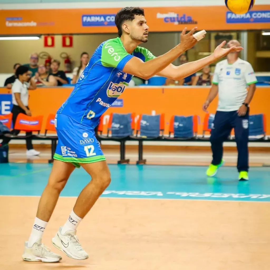 João Victtor Cornelsen MOC VOLEI