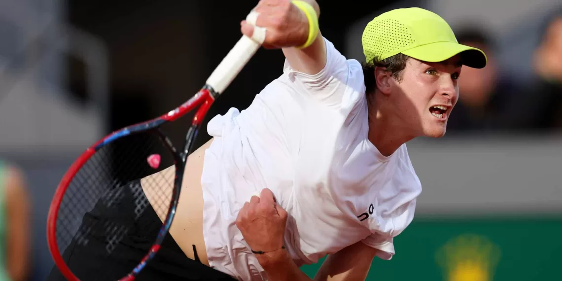 João Fonseca é superado por Flavio Cobolli no ATP 500 de Halle