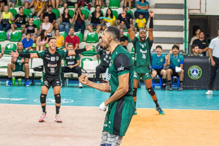 Montes Claros Vôlei anuncia a chegada do central Frank Bastos