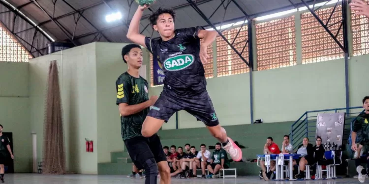 Montes Claros Handebol/AEESB brilha na Fase Zonal C e garante vaga na final do Mineiro Juvenil