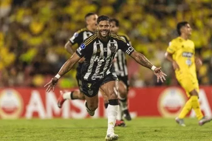 Atlético-MG supera expulsão e vence Bucaramanga na ida dos playoffs da Sul-Americana