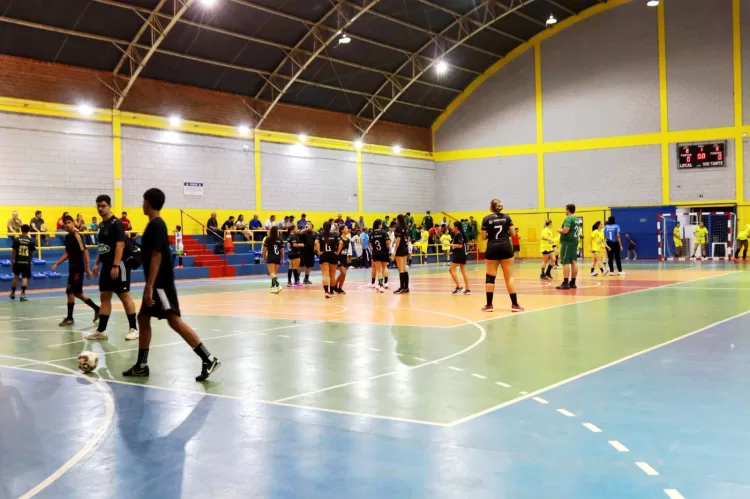 Equipes de Montes Claros, Bocaiuva, Jaíba, Três Marias, Pirapora, Bonito de Minas, João Monlevade e Brasília de Minas se enfrentam na 4ª Copa Cidade Montes Claros de Handebol