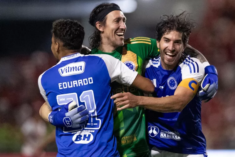 Cássio Salva, Cruzeiro vence o CRB e avança às quartas da Copa do Brasil