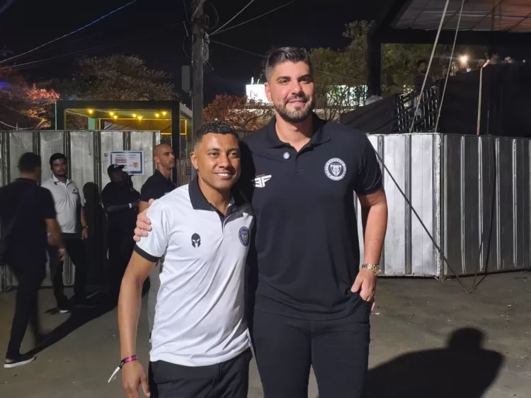 O técnico Kleberson Pereira e o presidente do North Esporte Clube, Victor Oliveira. Foto crédito Bia Andrade