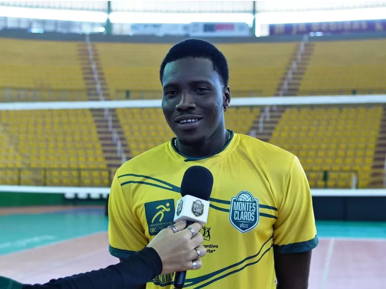 Reforço internacional: Ponta africano Amadou Diallo inicia treinos com a camisa do MOC Vôlei