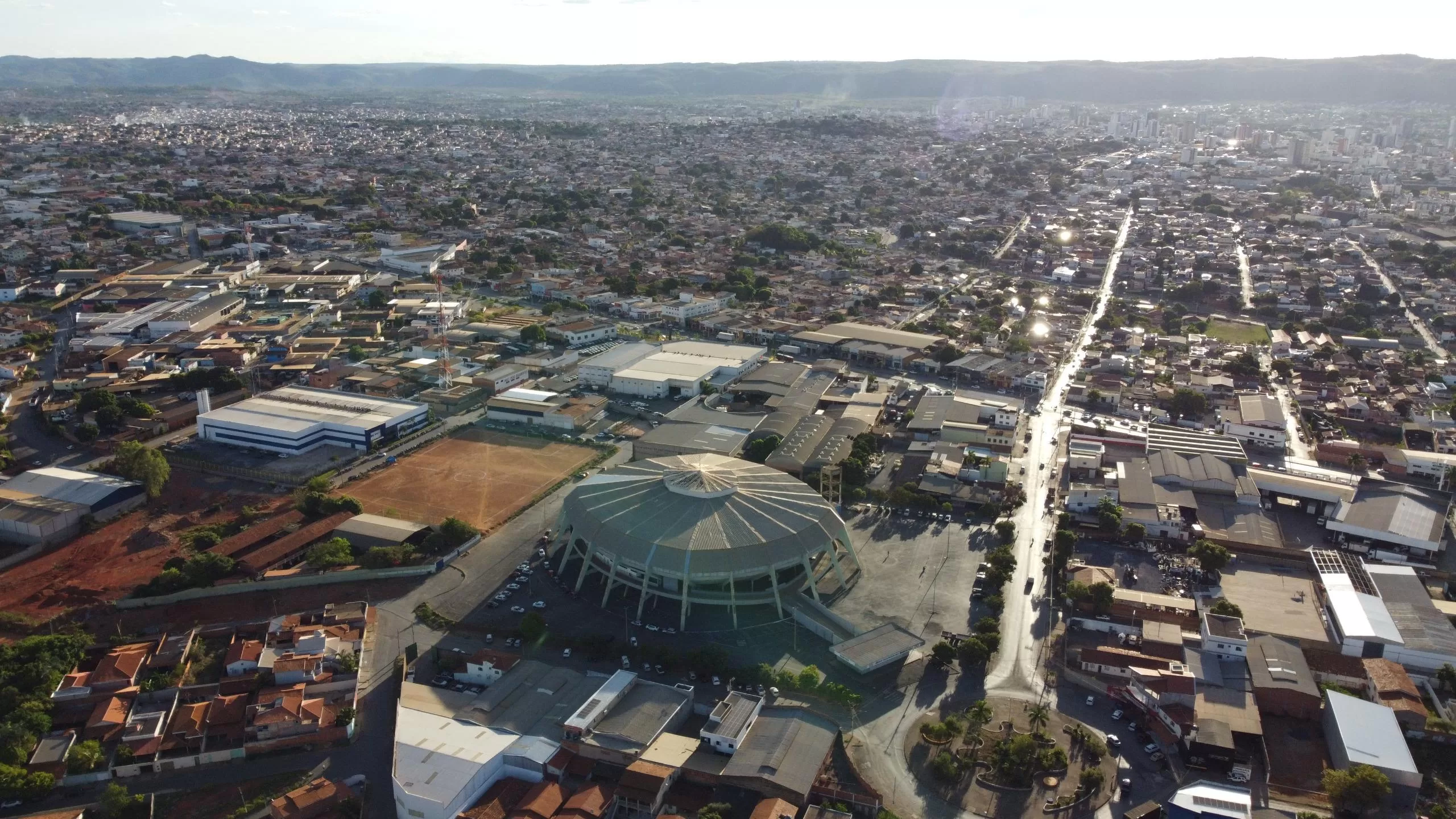 Ginásio Tancredo Neves - em Montes Claros - -Foto Talles Mendes