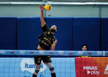 Montes Claros Vôlei encara Monte Carmelo fora de casa em busca da primeira vitória no Mineiro