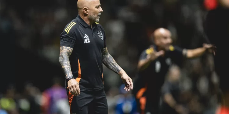 Sampaoli consegue a primeira vitória em seu retorno ao Galo, com filosofia de jogo diferente de Cuca o que esperar deste time.