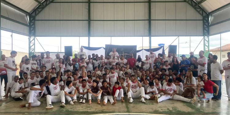 1º Aulão de Capoeira reúne mais de 130 pessoas em São João do Paraíso – MG