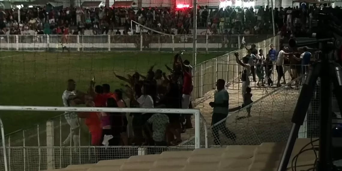 Taiobeiras vence fora de casa e abre vantagem na final da Copa Folha Regional