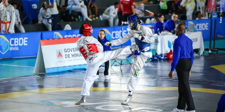 Minas Gerais conquista 4 ouros, 1 prata e 4 bronzes no JEBS 2025, sob comando professor Jaks Miranda do coletivo Taekwondo Salinas