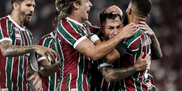 Fluminense supera o Flamengo no Maracanã, encurta diferença na ponta e esquenta briga pelo título