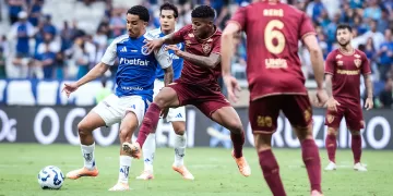 Cruzeiro e Fluminense empatam sem gols em jogo movimentado e polêmico no Mineirão