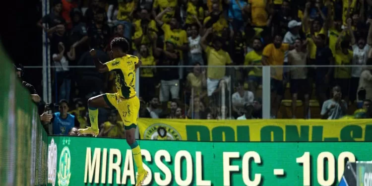 Mirassol vence o Palmeiras no centenário e esquenta de vez a disputa pelo título