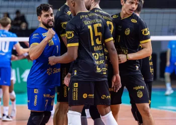 Montes Claros Vôlei estreia com vitória e domina o Elase-SC por 3 a 0 na Superliga
