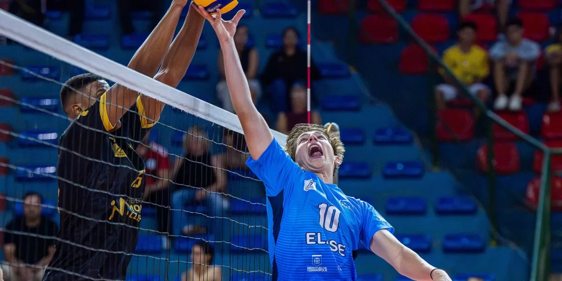 Montes Claros Vôlei estreia com vitória e domina o Elase-SC por 3 a 0 na Superliga